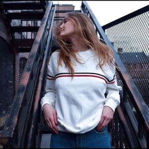 RED WHITE AND BLUE SWEATSHIRT